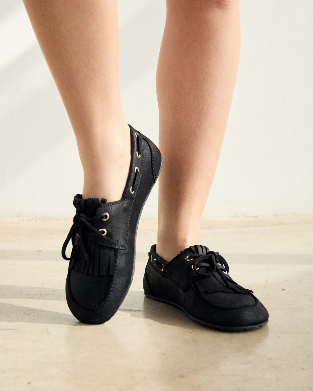 Cómo llevar Mocasines Mujer: Guía de Estilo 2026