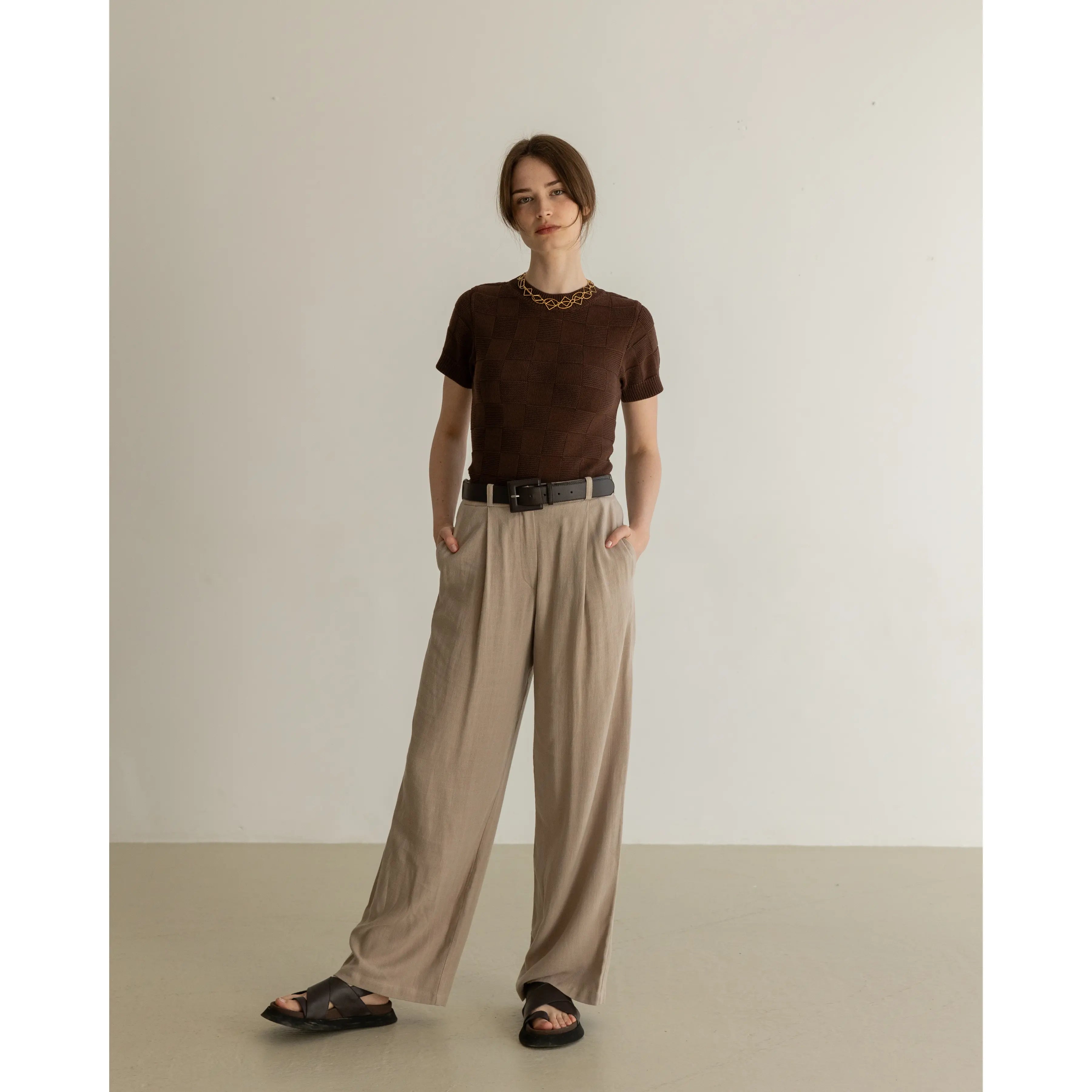 Outfits con Pantalones Anchos: 20 Mejores