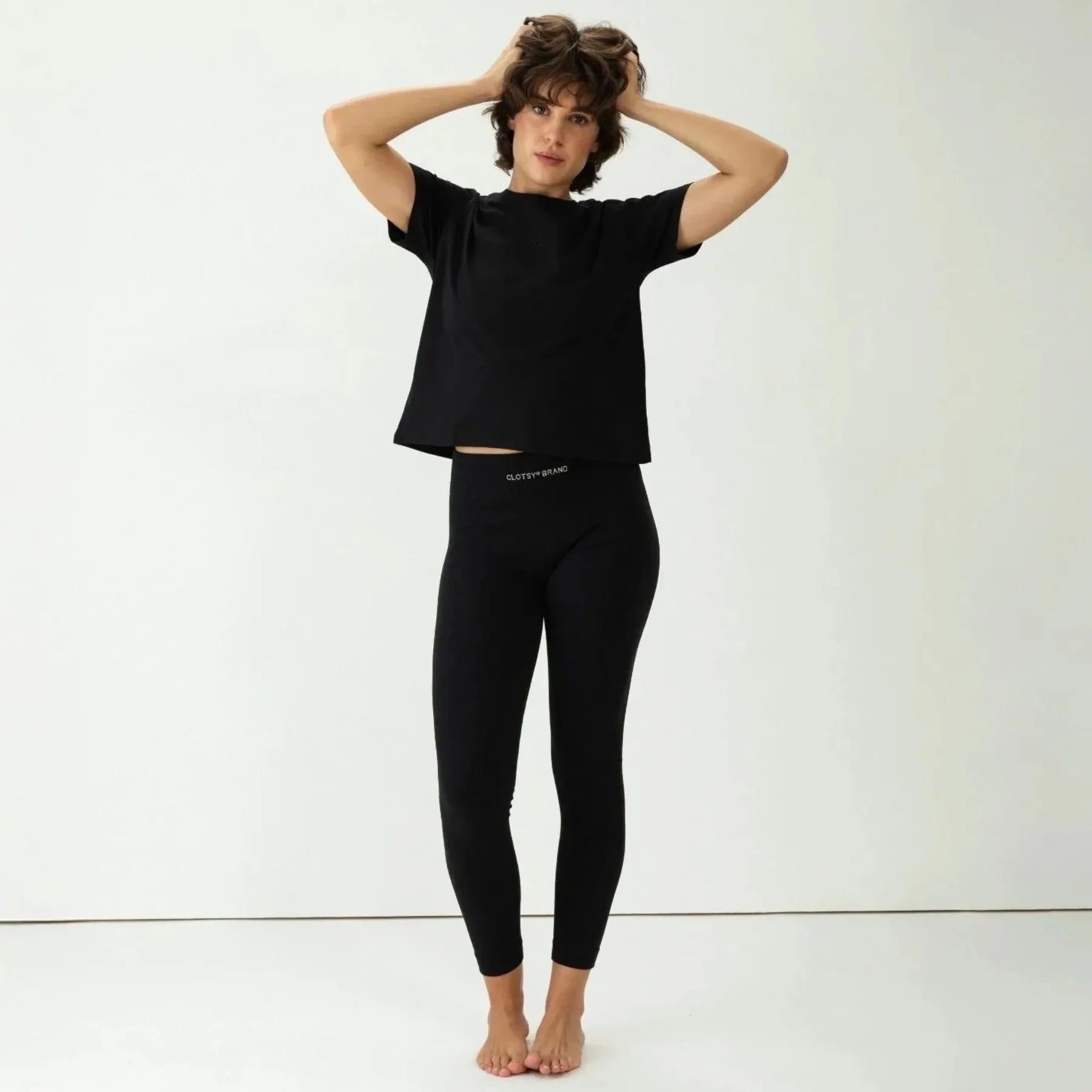 Cómo Combinar Leggins Negros: 20 Mejores Outfits
