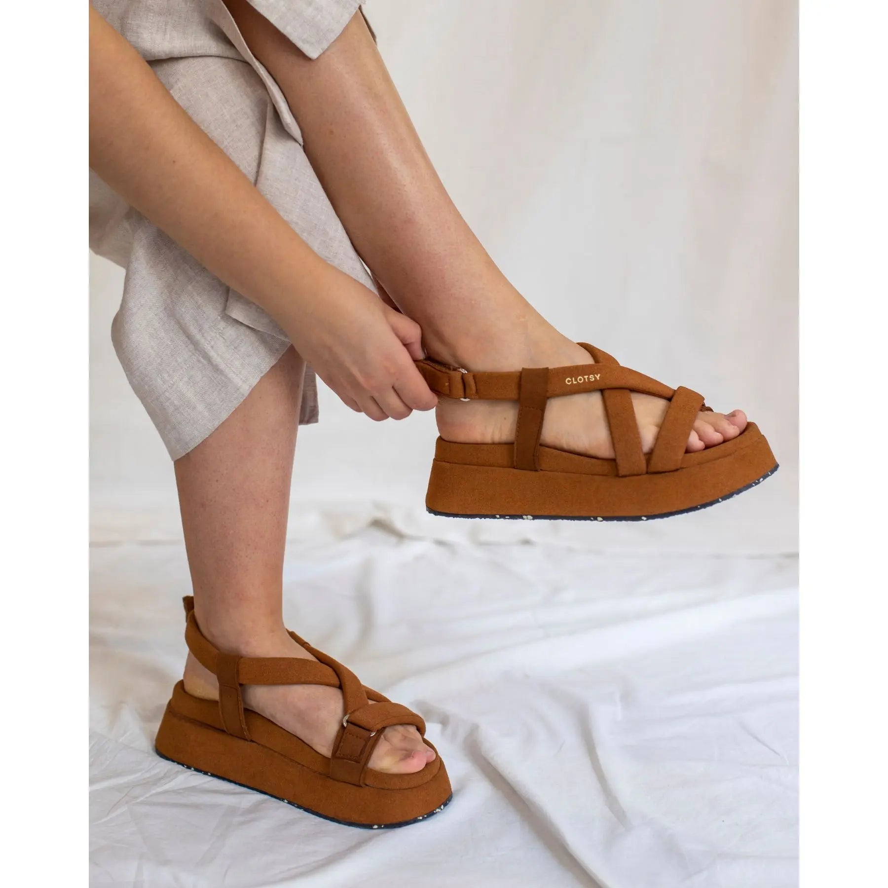 Sandalias Corfú • marrón