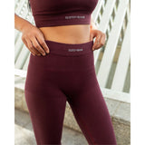 Conjunto Move Burdeos • Leggings • Top cruzado