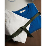 Pack Versatilidad - Camiseta Abbey Azul y Camiseta Flor Blanca