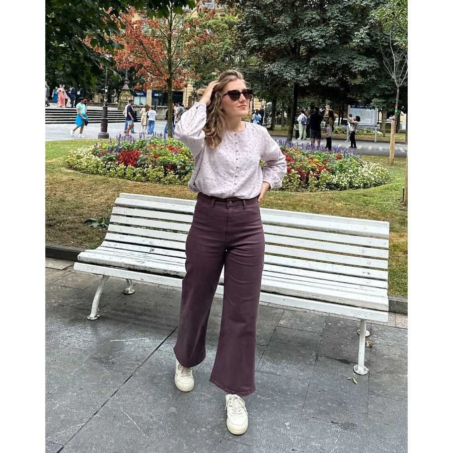 Alicia burgundy jeans